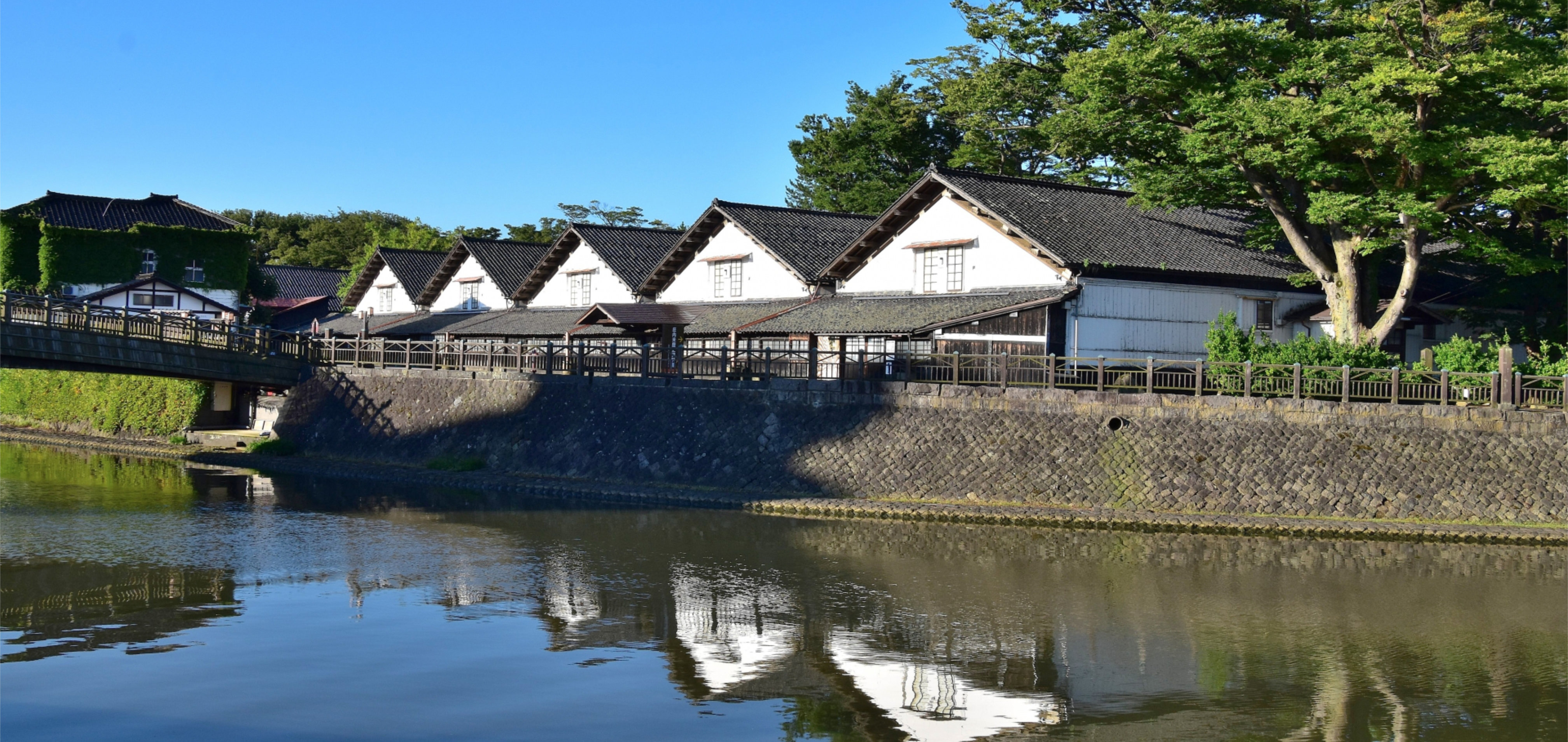 山居倉庫（酒田市）